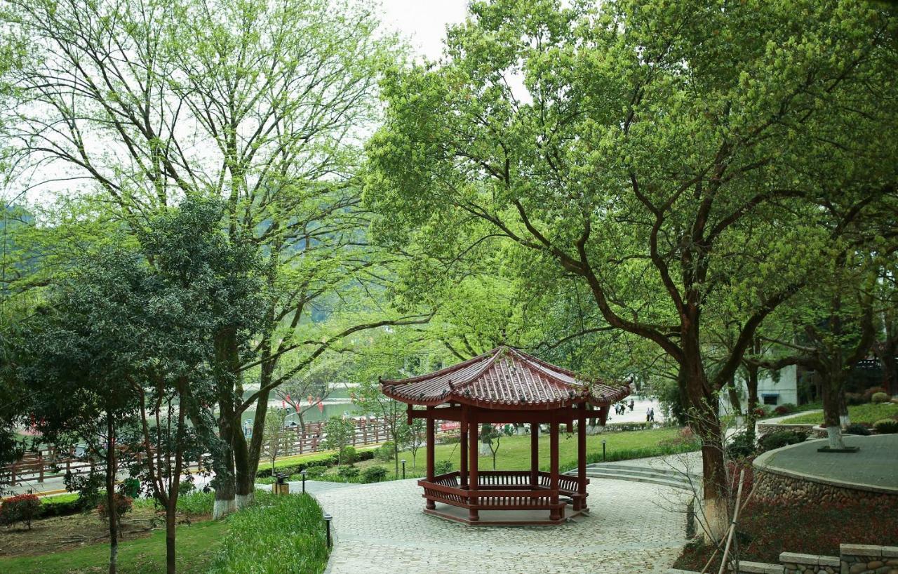 Ancient Street No.5 Youth Chic Hotel หวู่ยี่ฉาน ภายนอก รูปภาพ