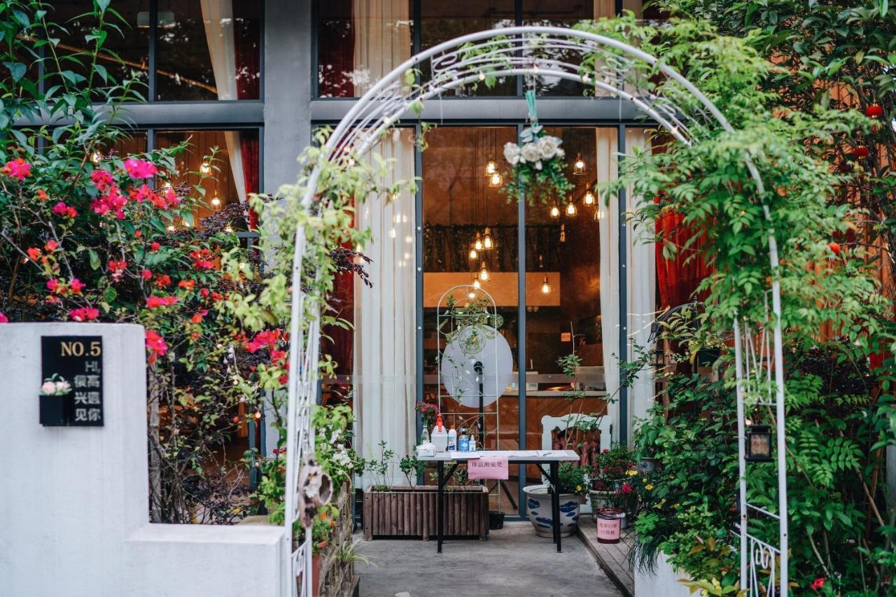Ancient Street No.5 Youth Chic Hotel หวู่ยี่ฉาน ภายนอก รูปภาพ